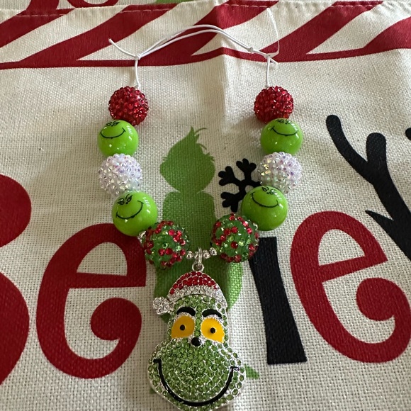 Handmade GRINCH Christmas Pendant Bubblegum Necklace - Picture 3 of 4